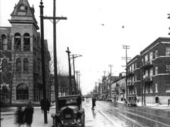 Intersection des avenues du Mont-Royal et des Érables et  ancien hôtel de ville de De Lorimier, 1928, VM94,Z-7