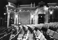 Vue intérieure du théâtre Granada (devenu Denise-Pelletier), vers 1970, VM6, R3153-2 (4353E).