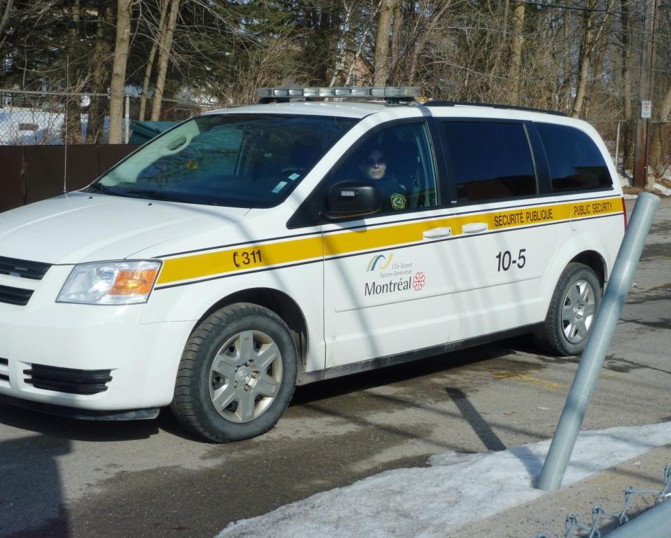 Camionnette de la s�curit� publique - L'�le-Bizard - Sainte-Genevi�ve