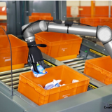 Un robot connecté au Cloud s’attaque au ramassage d’objets dans les entrepôts