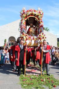 Ecce Homo, statue représentant Jésus-Christ portant la couronne d’épines, pour la procession de Santo Cristo.