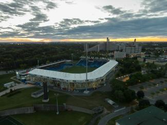 Vue aérienne du stade Saputo et du Village olympique