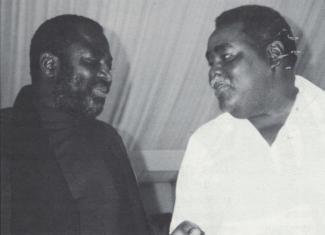 Ousseynou Diop et le cinéaste guinéen Cheick Doukouré