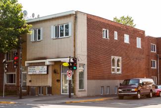 Devanture de la mosquée Dar Al-Arqam ,rue Jean Talon.