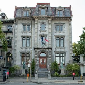 L'édifice de l’Union française de Montréal sur l'avenue Viger