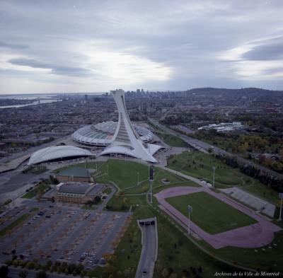 Vue aérienne du Parc olympique en 1987.