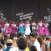 Spectacle de danse lors de la fête nationale de la Colombie au parc Jean-Drapeau, de jour