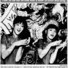 Détail de la page couverture du journal The Gazette du 30 janvier 1984 montrant deux jeunes filles d'origine vietnamienne célébrant le Nouvel An lunaire