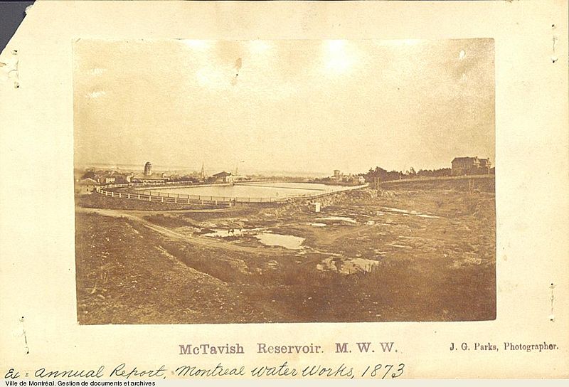 Vue du réservoir McTavish en 1873.