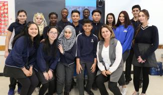 Miranda Mata et ses élèves, classe d’accueil, école secondaire Saint-Laurent