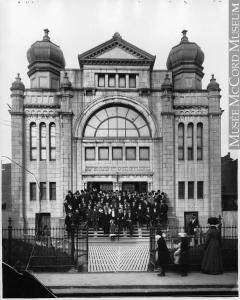 Synagogue Chevra Kadisha, coin des rues Saint-Urbain et Sainte-Catherine, Montréal.