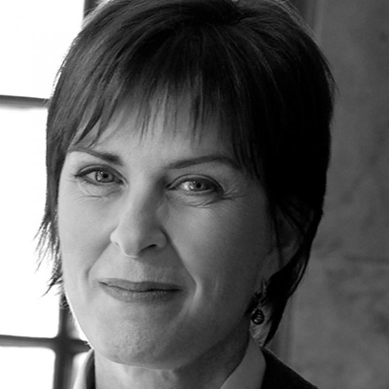 Portrait of Mrs Heather Munroe Blum