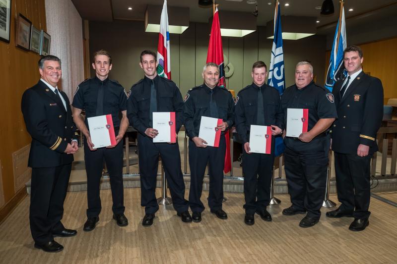 Remise de certificat de reconnaissance aux pompiers premiers répondants et aux membres de la centrale de communication.