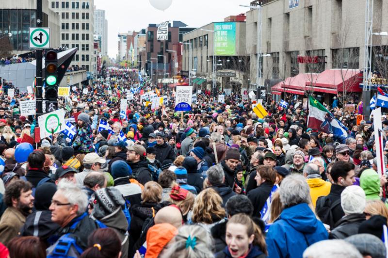 Marchers in the streets of Montréal for Earth Day