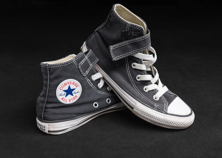 Converse noires