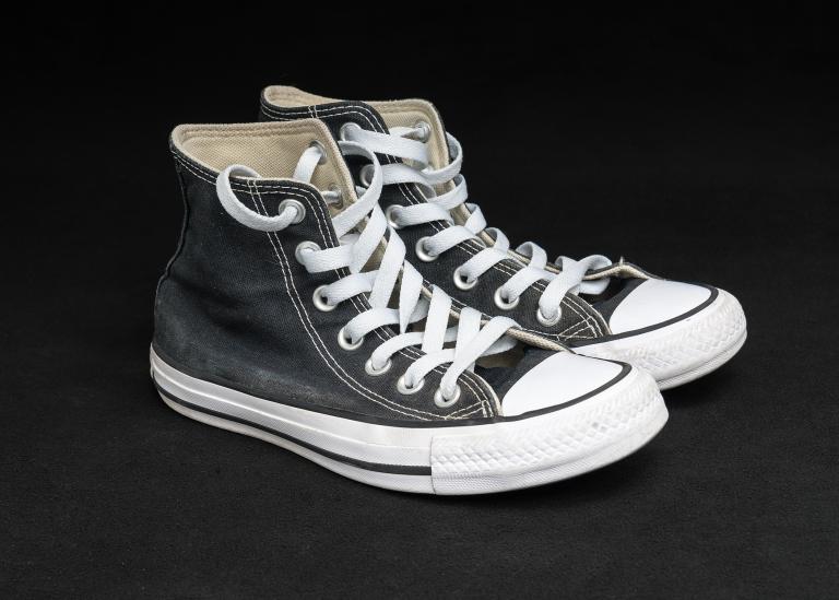 Converse noirs