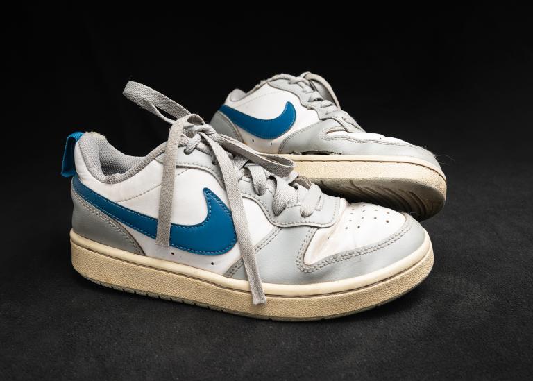 Baskets Nike bleues, grises et blanches